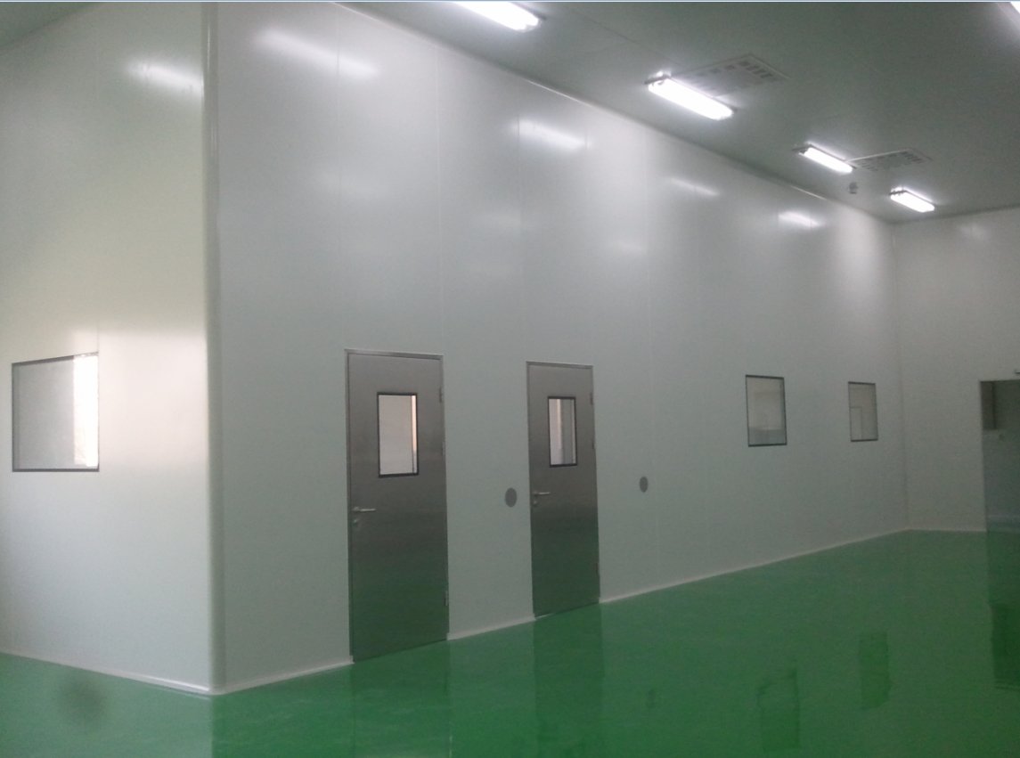 手工彩钢板配套钢制门窗施工案例